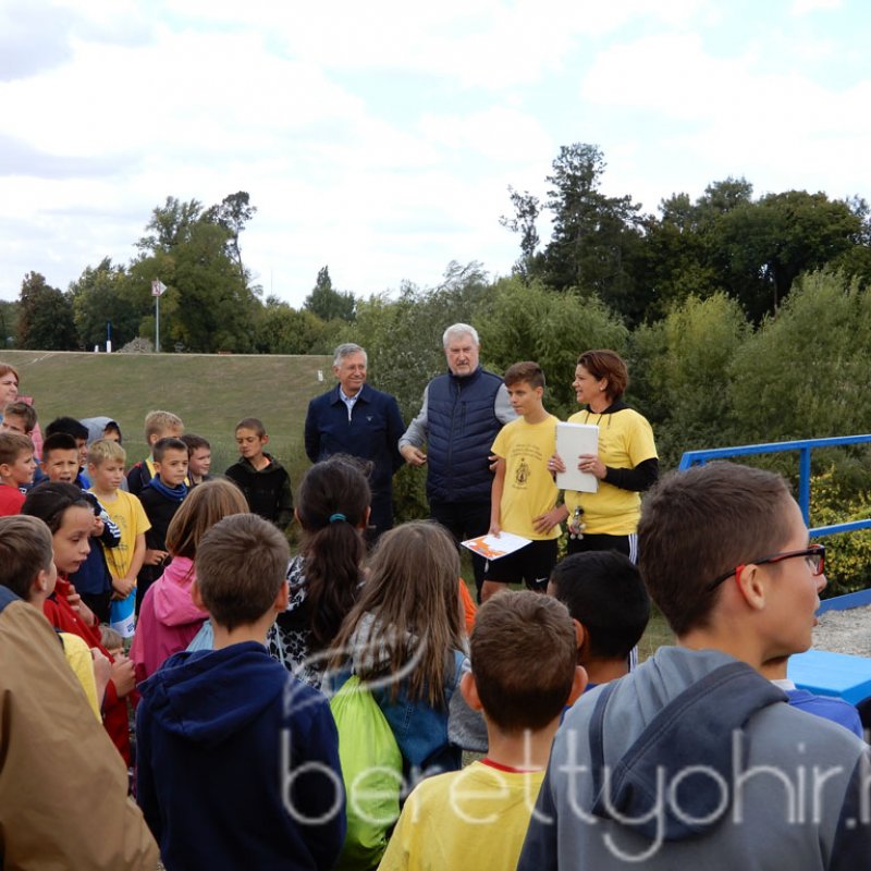 Mezei futóbajnokság Berettyóújfaluban 88